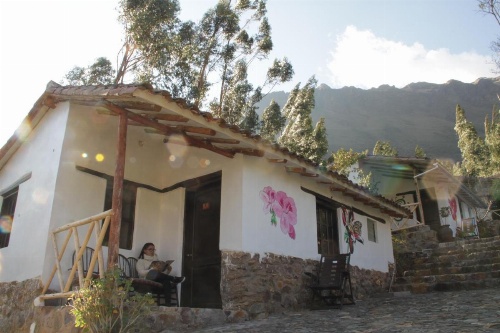 Ollantaytambo Village image 24